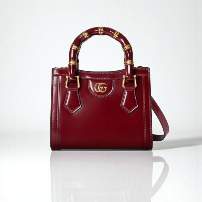 Gucci Diana Tote Bag in Red Shiny Leather, 20cm