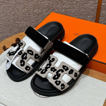 Hermes Chypre Sandals, Beige Espuisse, Chamois Leather, Rubber Outsole