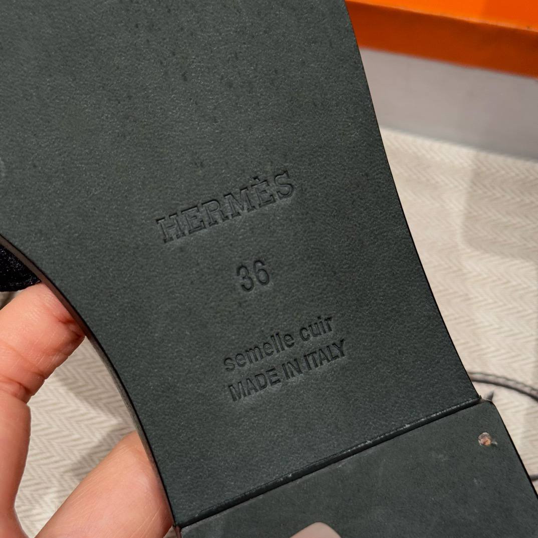 Hermes Oran Sandal, Noir/Lichen Suede, Chamois Leather, Dermal Outsole