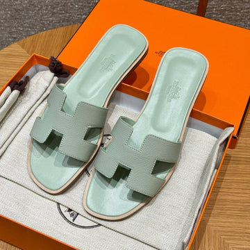 Hermes Oran Epsom Sandal, Menthe, Epsom, Dermal Outsole