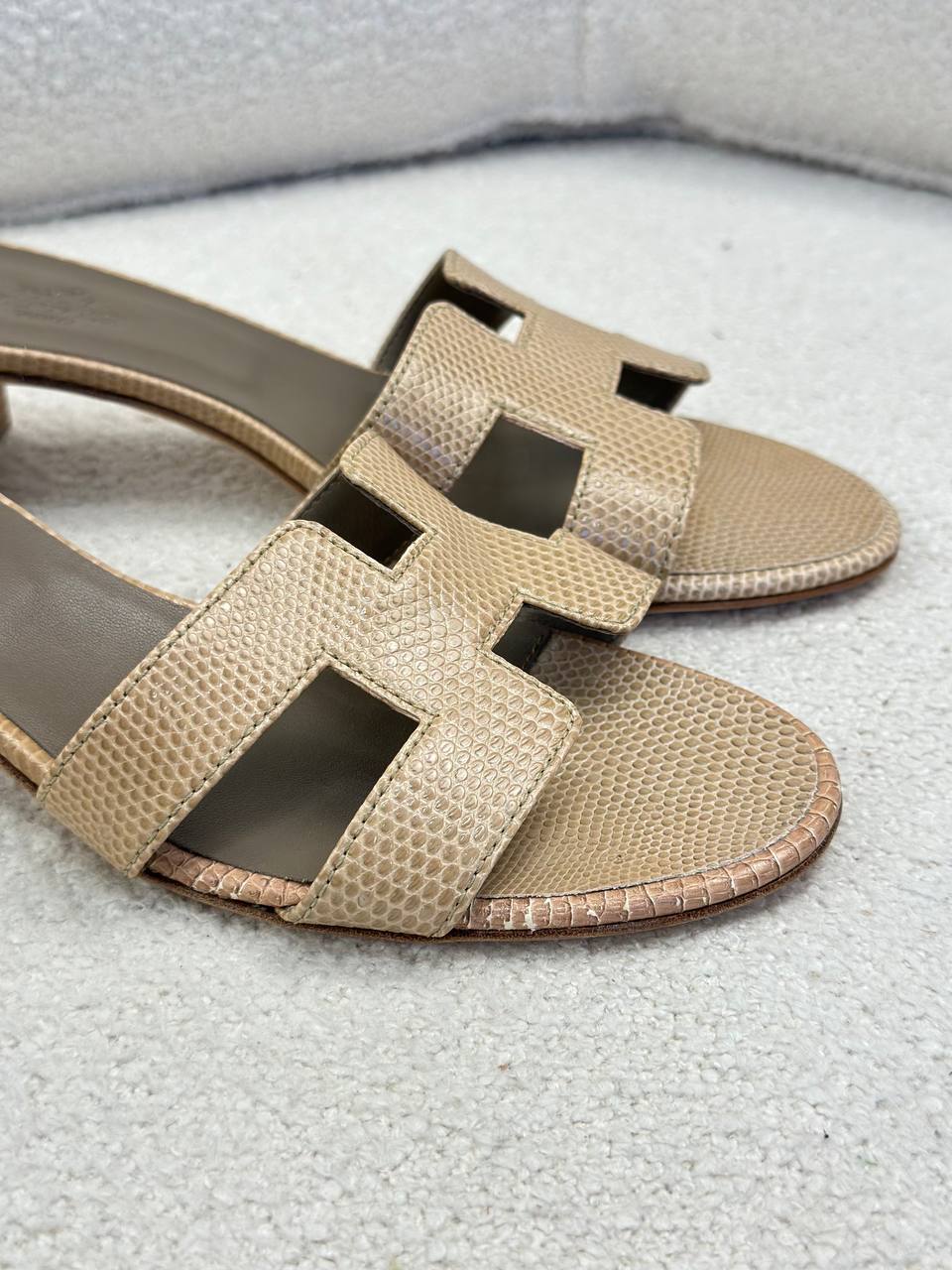 Hermes Oasis Lizard Sandal, Lizard Leather, 1.5" Heels, Leather Damage & Damaged Box