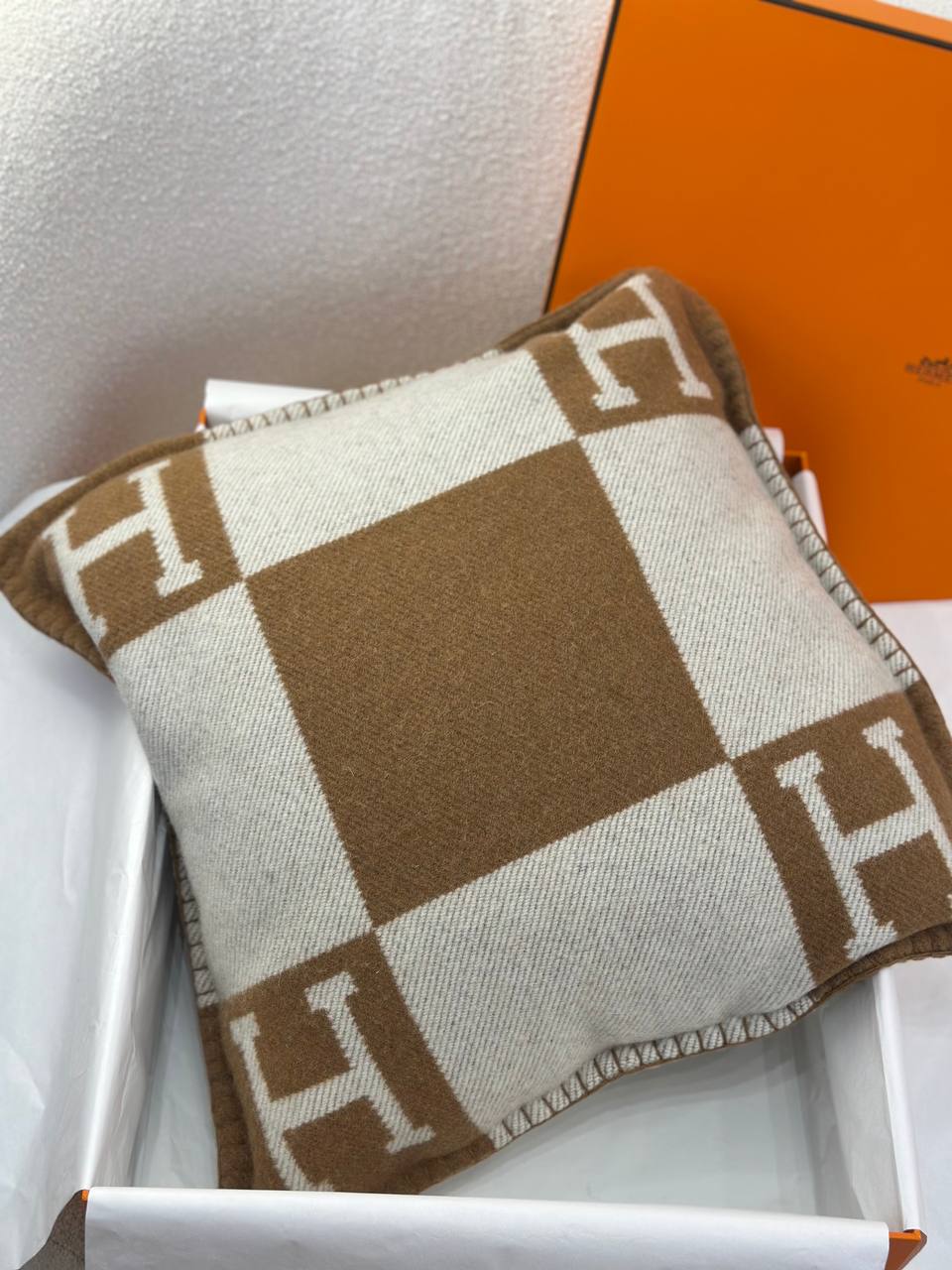Hermes Avalon Pillow 50x50 cm – Merino Wool & Cashmere