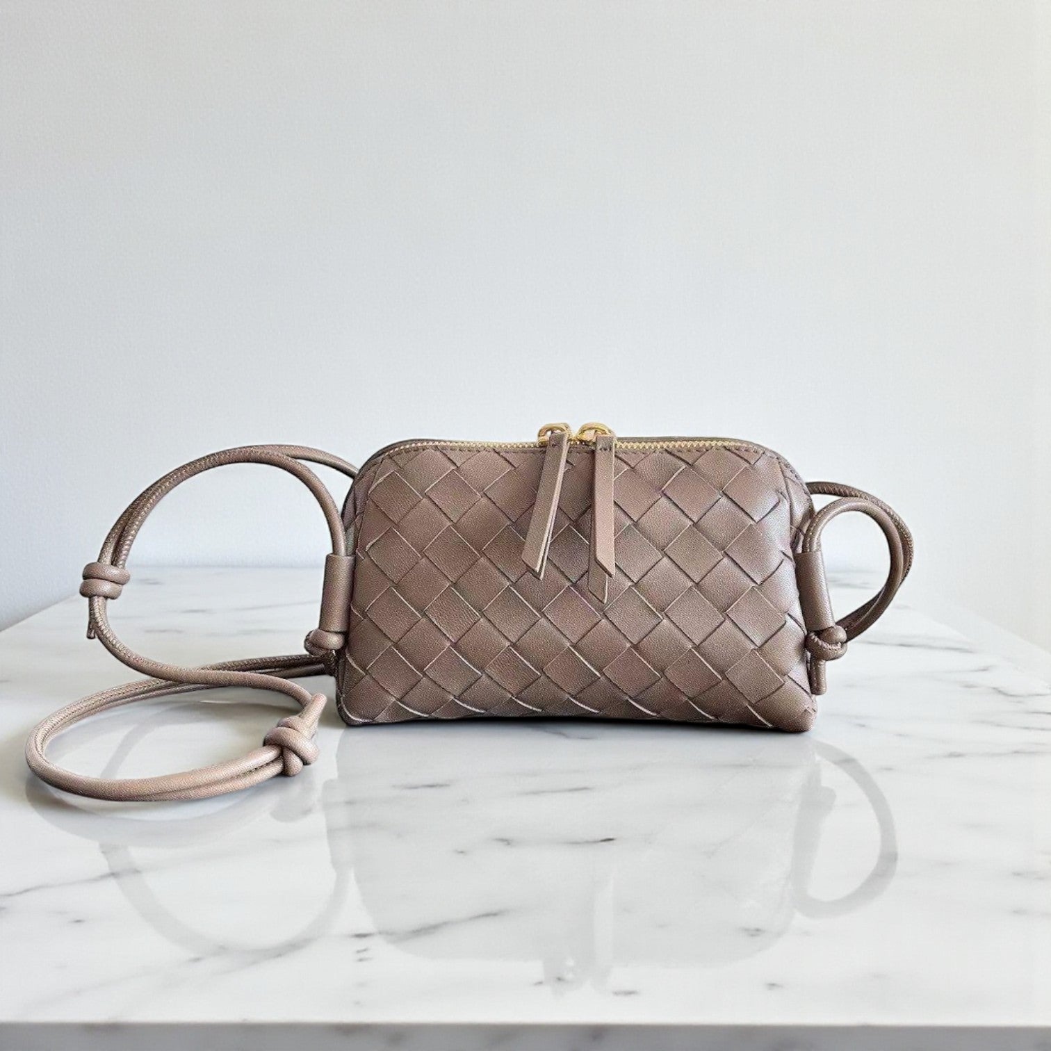 Bottega Veneta Concert Pouch Light Brown Intrecciato Leather, 11.5x18.5x8.5 cm