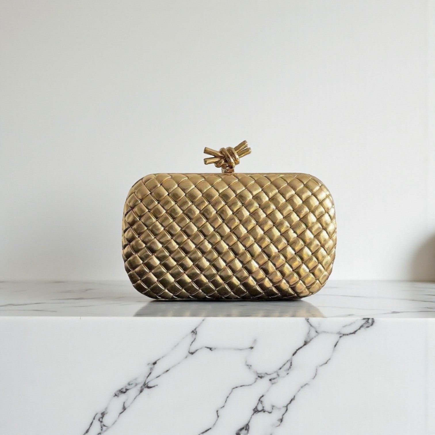 Bottega Veneta Knot Clutch Bag Gold Intreccio Leather 11.5x19x5cm