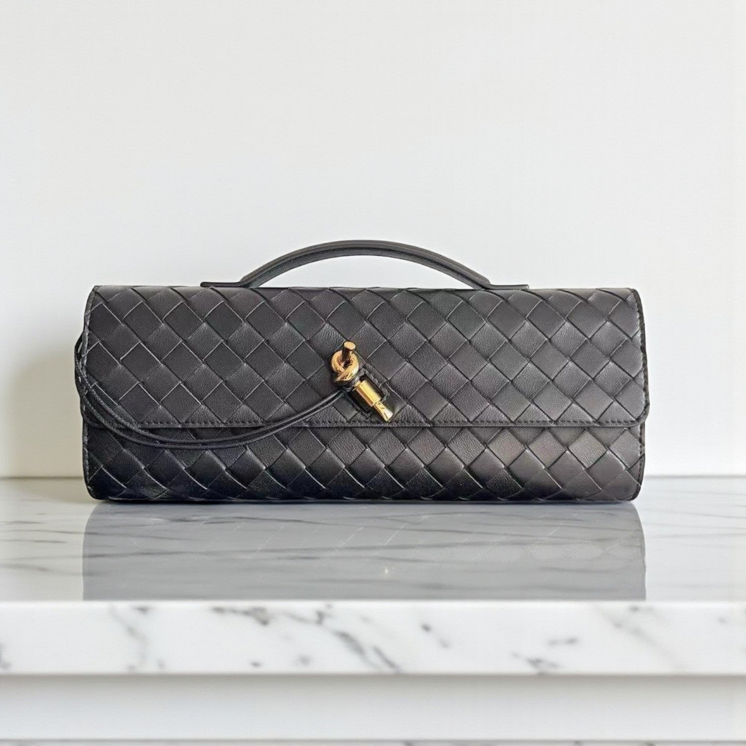 Bottega Veneta Andiamo Clutch Black Intrecciato Lambskin 30cm