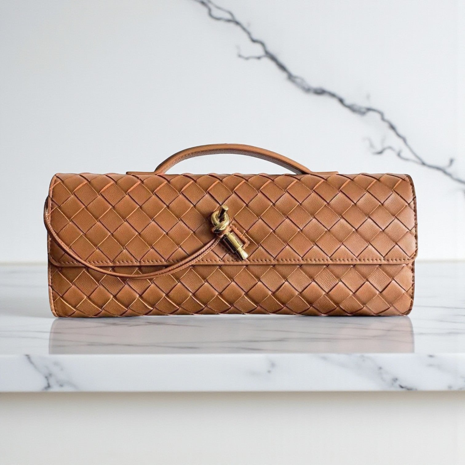 Bottega Veneta Andiamo Clutch Brown Intrecciato Lambskin 30cm