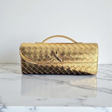 Bottega Veneta Andiamo Clutch Gold Foggy Mirror Leather 30cm