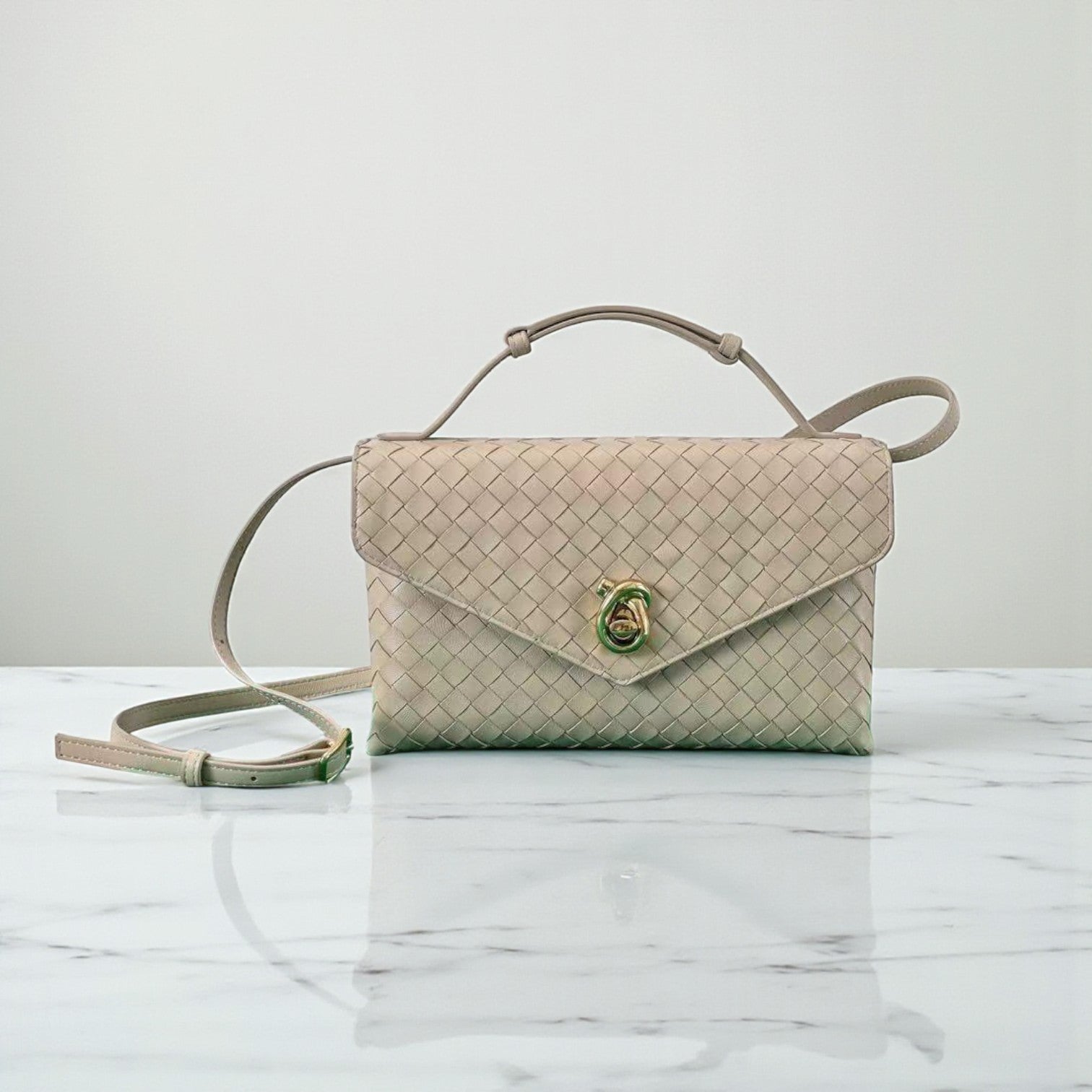 Bottega Veneta Intrecciato Knot Lock Crossbody Bag Beige, 16x25x5.5 cm