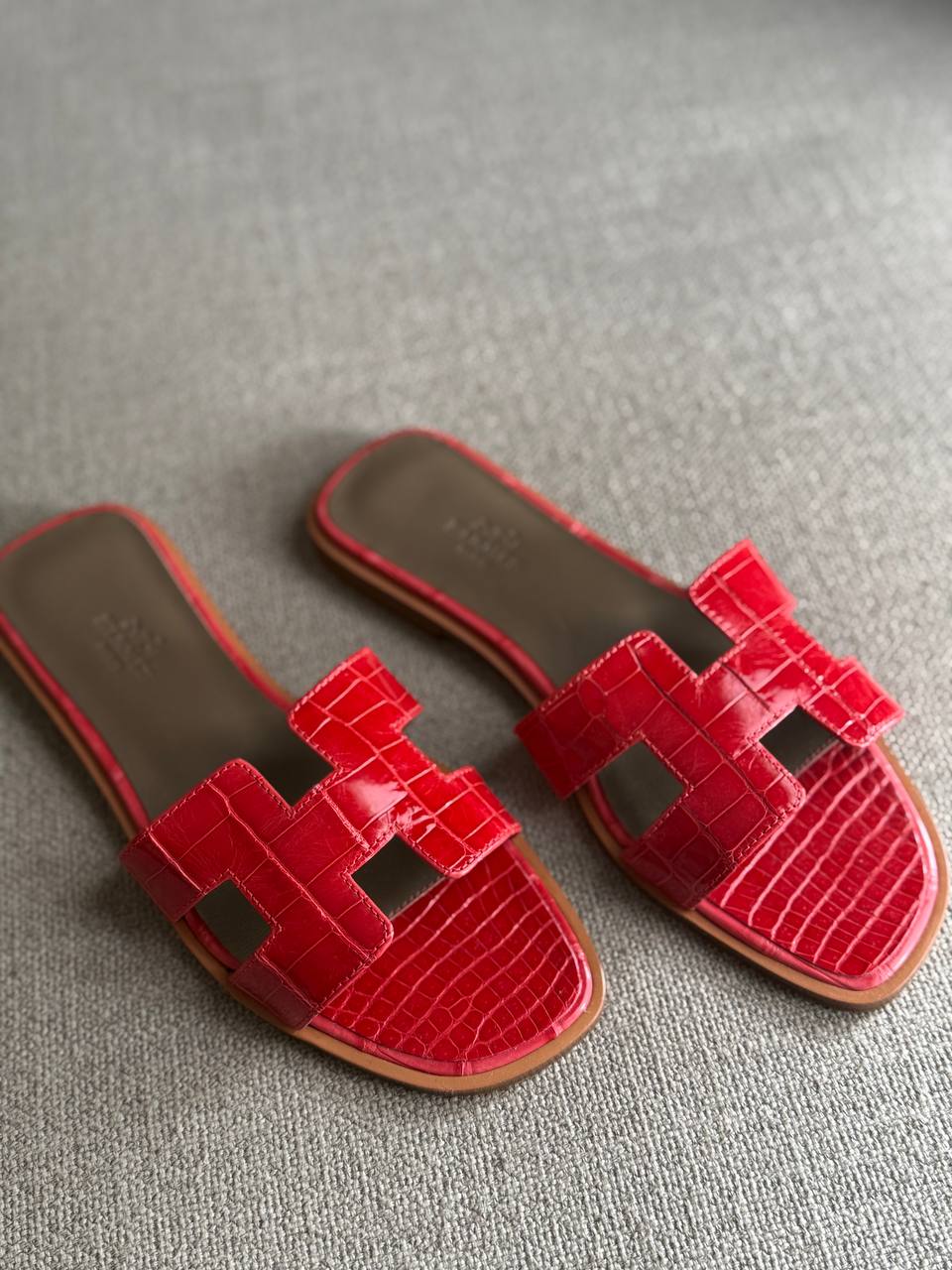 Hermes Oran Sandal Crocodile – Red, Patent Crocodile Leather Upper, Dermal Outsole