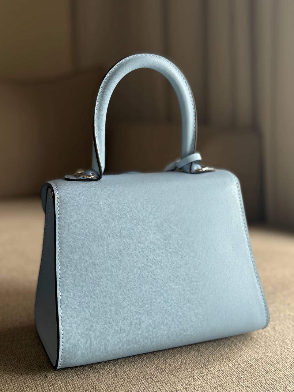 Delvaux Brillant Mini Smooth Leather, Silver Hardware, 20 x 11.5 x 16 cm, Box Damage
