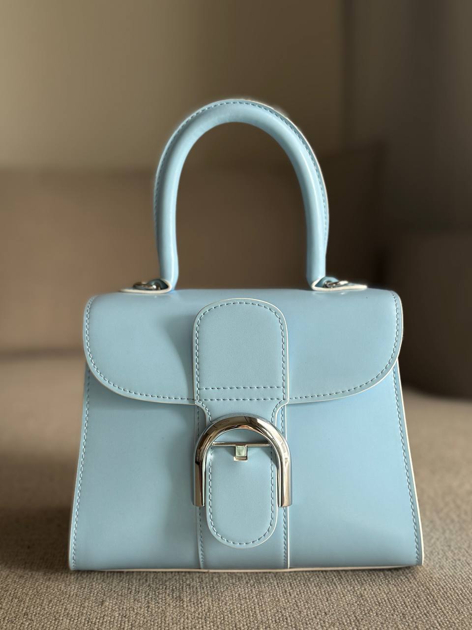 Delvaux Brillant Mini Smooth Leather, 20 x 11.5 x 16 cm, Box Damage